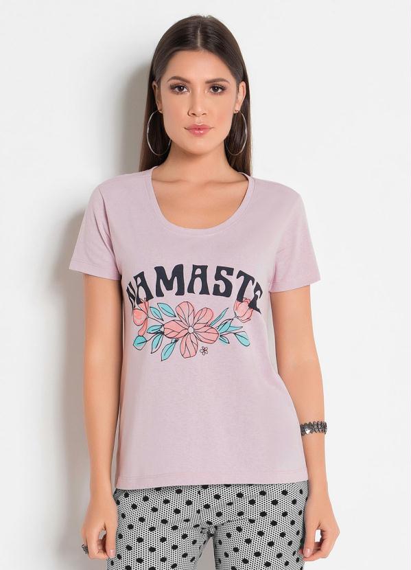 T-Shirt (Ros) com Estampa Frontal Namaste