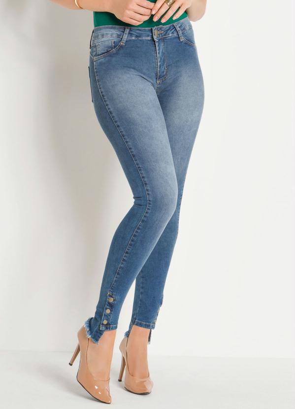 Calça (Jeans) com Botões nas Pernas Sawary