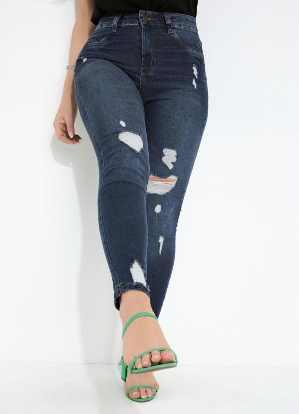 Calça (Jeans) Hot Pants com Fendas Sawary