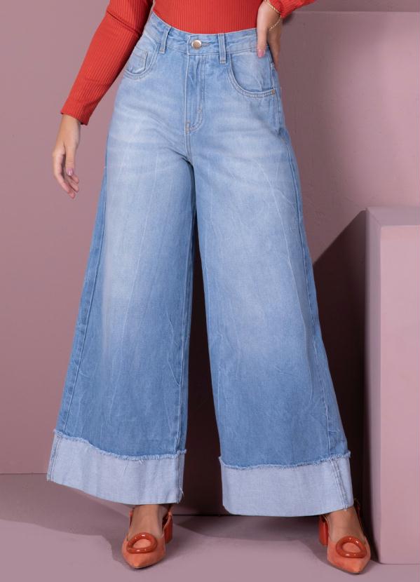Calça Pantalona (Jeans Claro) Barra Desfiada