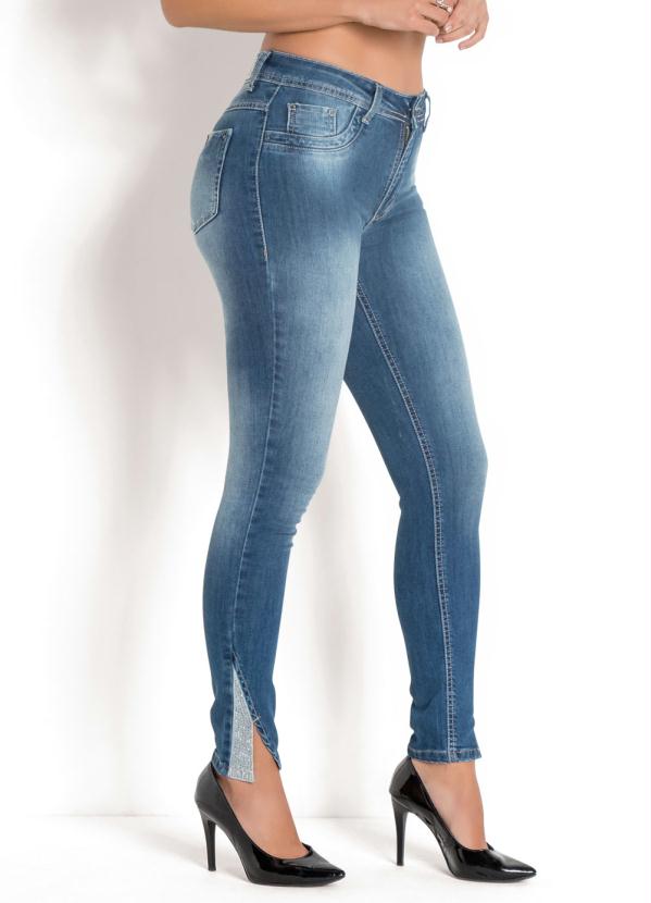 Cala Sawary Hot Pant com Strass (Jeans)