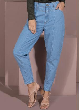 Calça Slouchy (Jeans Claro) com Recorte Frontal