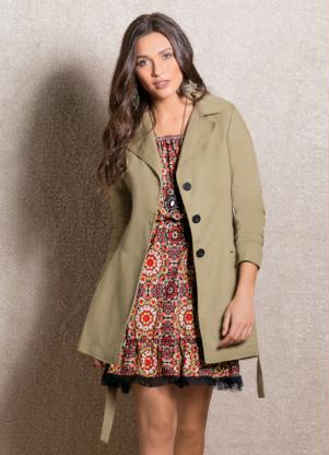 sobretudo acinturado