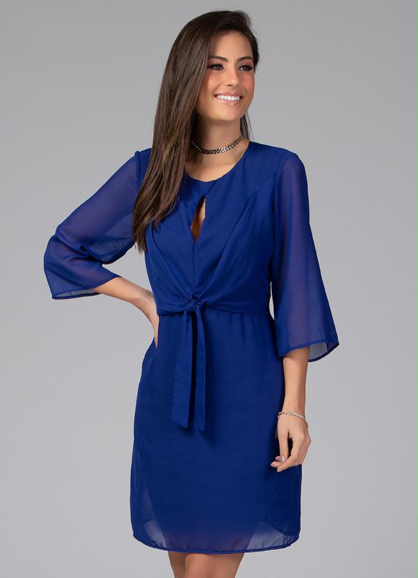 vestido com decote gota