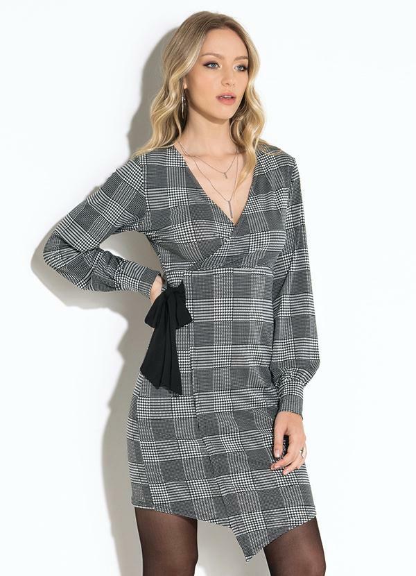 Vestido (Xadrez) com Amarrao e Manga Longa