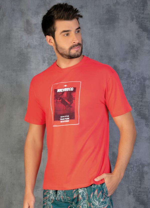 Camiseta (Coral) com Estampa na Frente