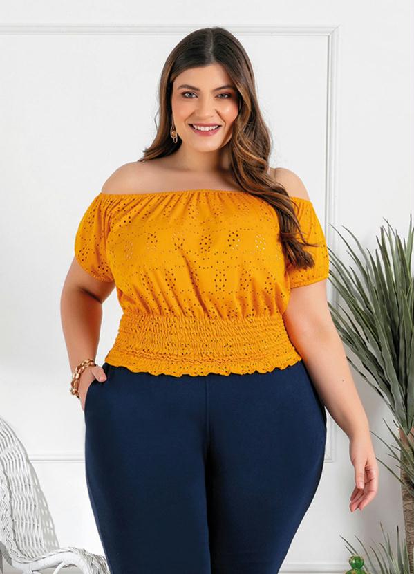 Blusa Plus Size (Amarela) com Lastex