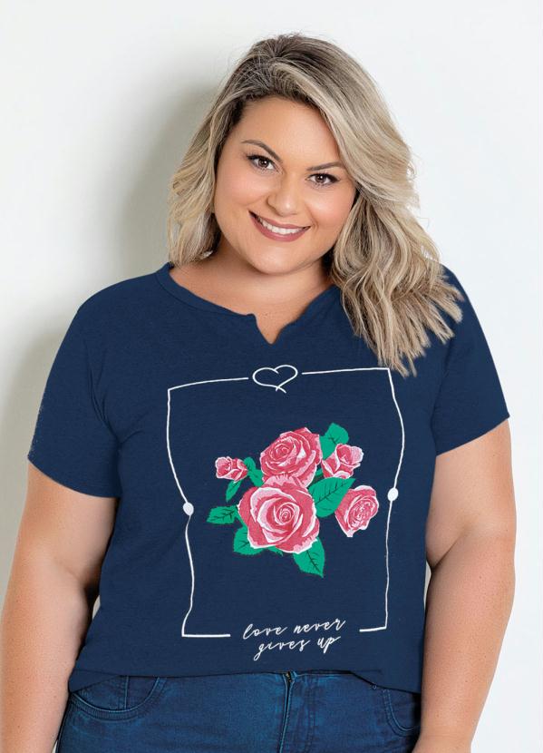 T-Shirt (Marinho) com Estampa Floral Plus Size