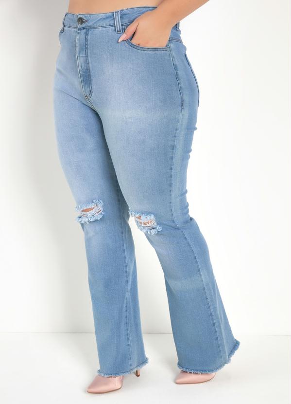 Calça (Jeans Clara) Flare com Bolsos Plus Size