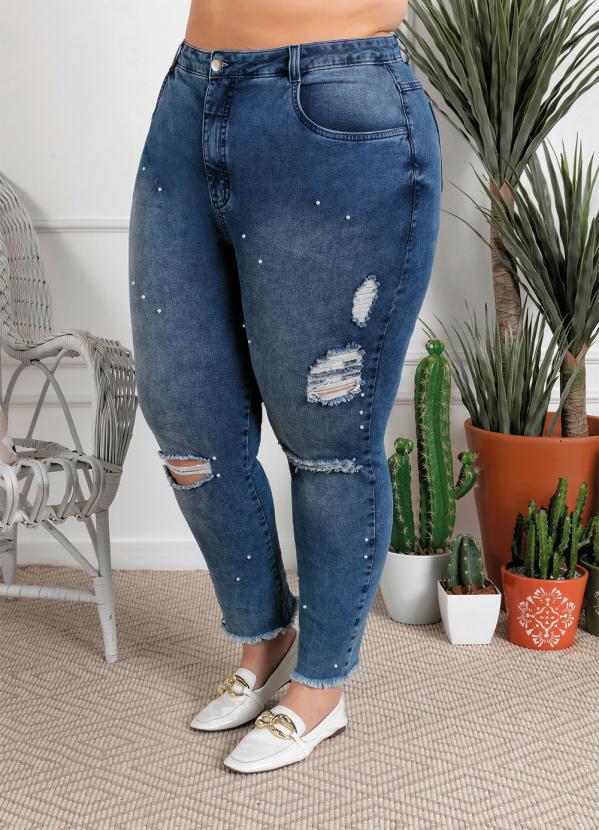 Calça Jeans Plus Size (Azul) com Detalhe em Pérola