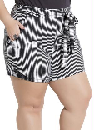 Shorts (Listrado) com Bolsos Plus Size Marguerite