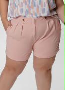 Shorts Plus Size Rosa com Pregas e Bolsos