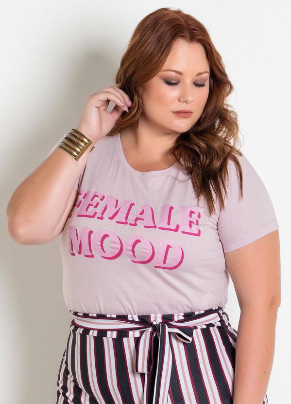 T-Shirt (Rosa) Plus Size com Estampa Feminista