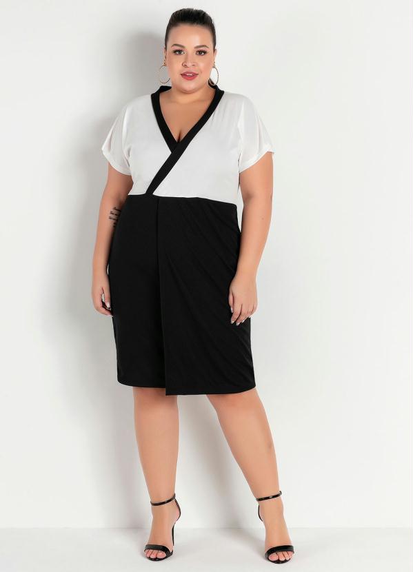 Vestido (Preto e Branco) com Transpasse Plus Size